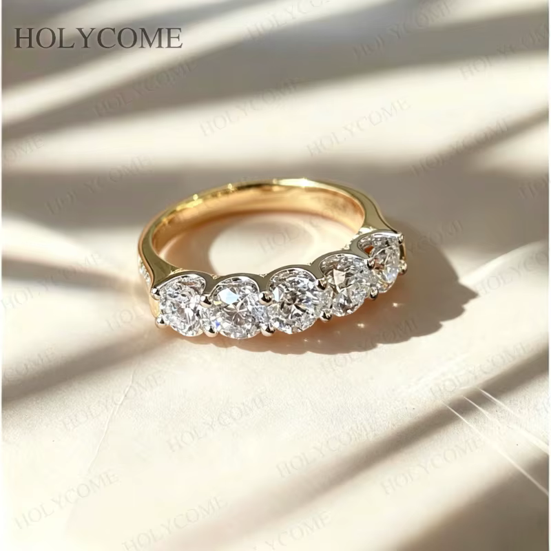 Bague en diamant de laboratoire et moissanite couleur