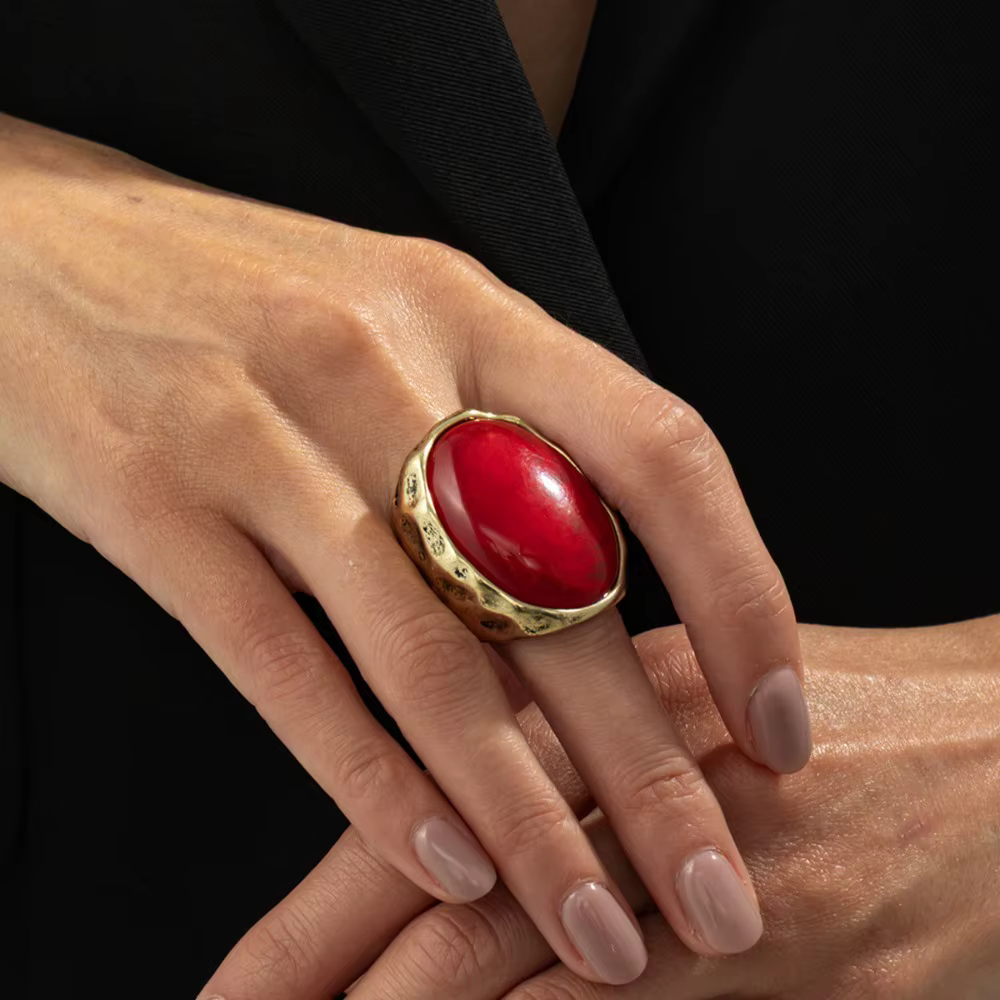 Bague rétro ovale en résine rouge pour femmes