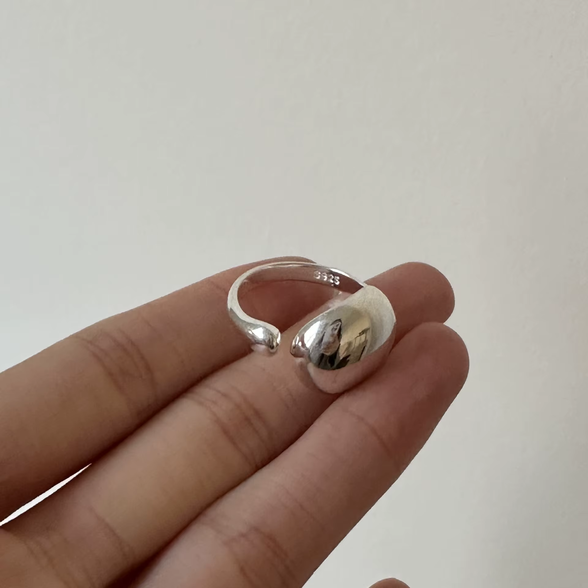 Nouveauté : Bagues pour femmes en argent sterling 925, surface lisse, forme ellipse, bijoux de luxe pour mariage, vente en gros de bijoux Moneys 925