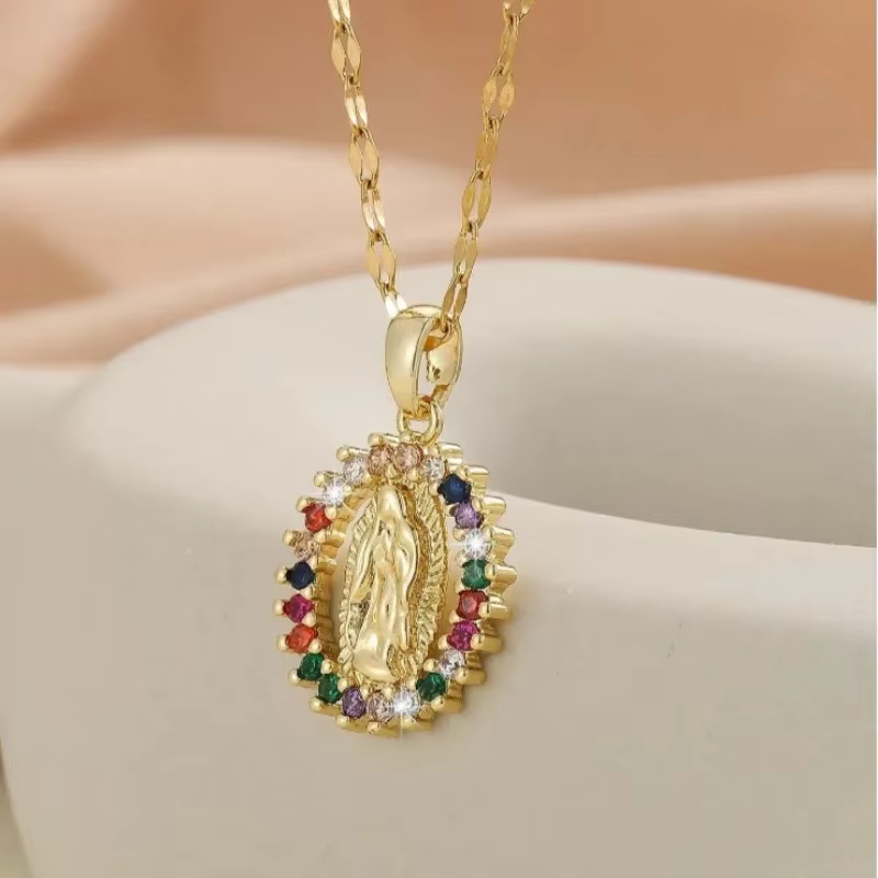 Mode européenne et américaine et magnifique collier creux de la vierge marie en Zircon coloré incrusté d'étoile du ciel pour femmes