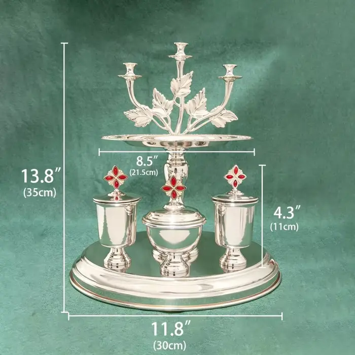 Ensemble complet de vaisselle liturgique plaqué argent pour la communion orthodoxe : chandelier, cal