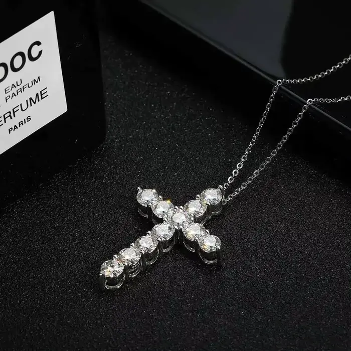 Pendentif croix Moissanite complet, chaîne originale en argent Sterling plaqué or blanc, collier fin