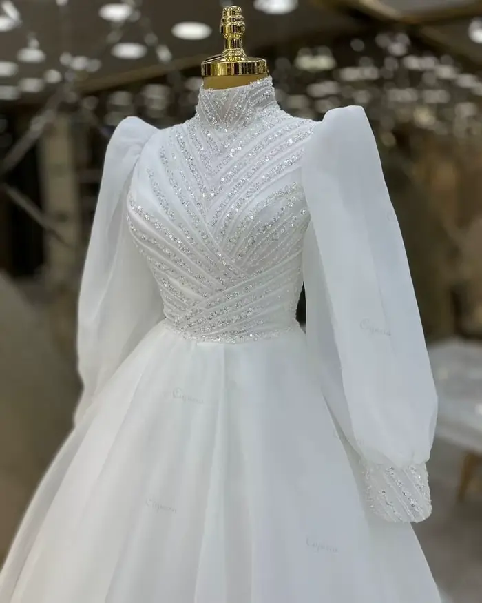 Robe de mariée musulmane personnalisée Ciynsia 2026, perles, organza, manches bouffantes, col montan